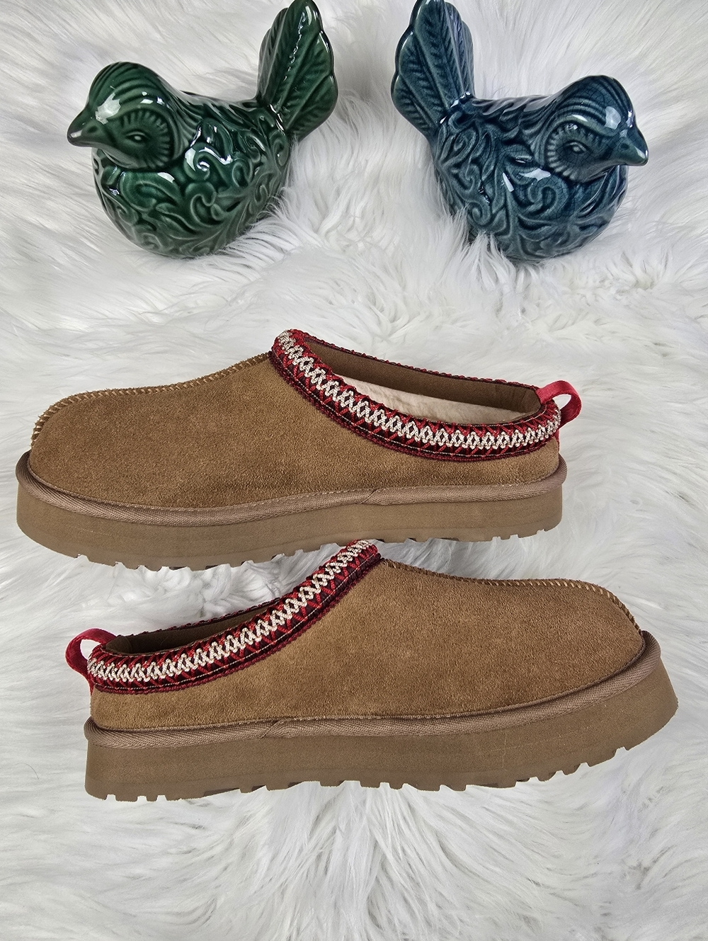 Ugg Tazman Slippers Size 8 ( Mislabled A Size 6) - Picture 12 of 16
